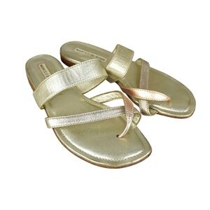 Manolo Blahnik Susa Metallic Crisscross Flat Sandals Gold Sz 35.5 Leather Strap
